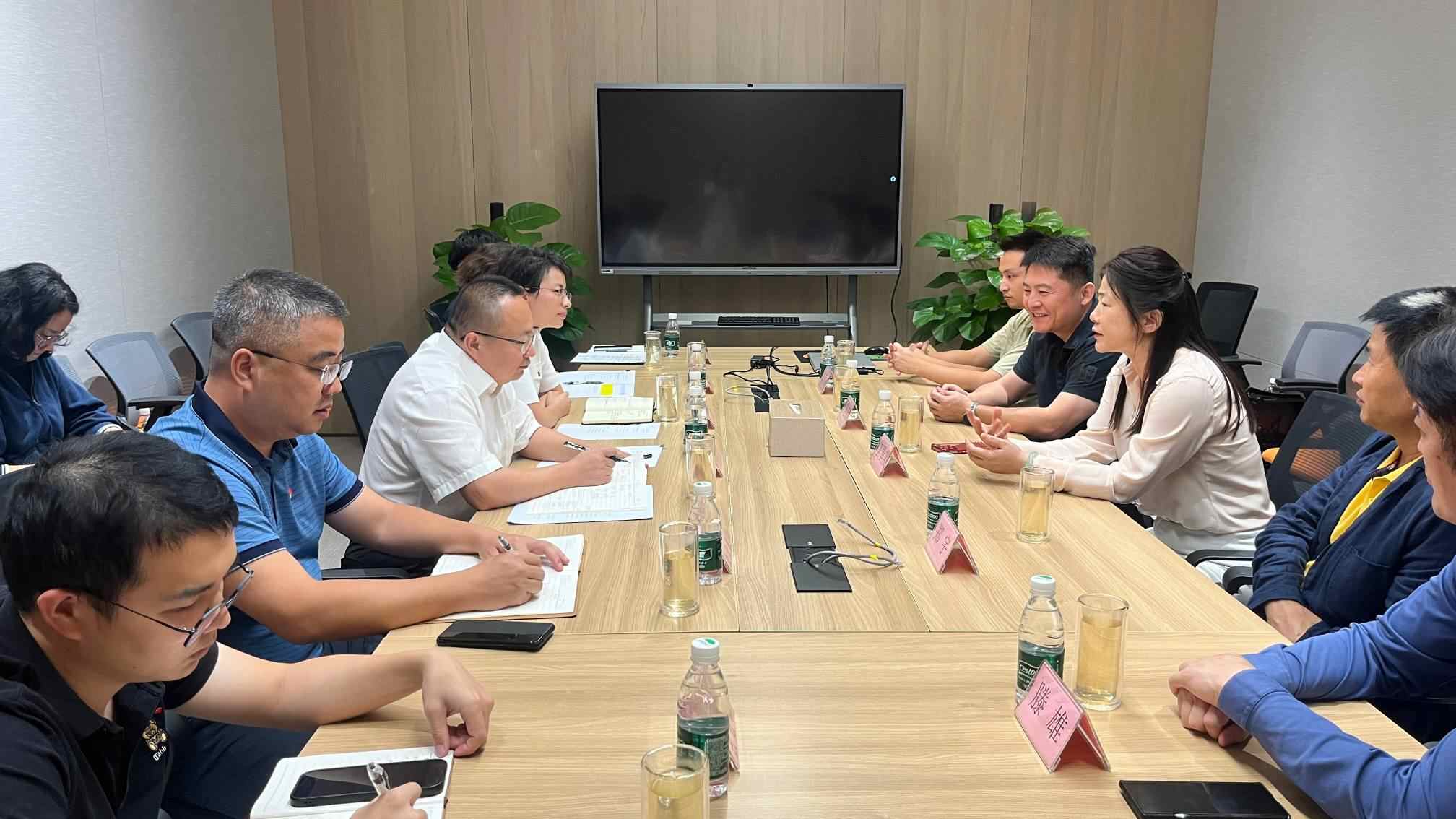 区城市更新和土地整备局领导莅临康利乾城关心项目建设